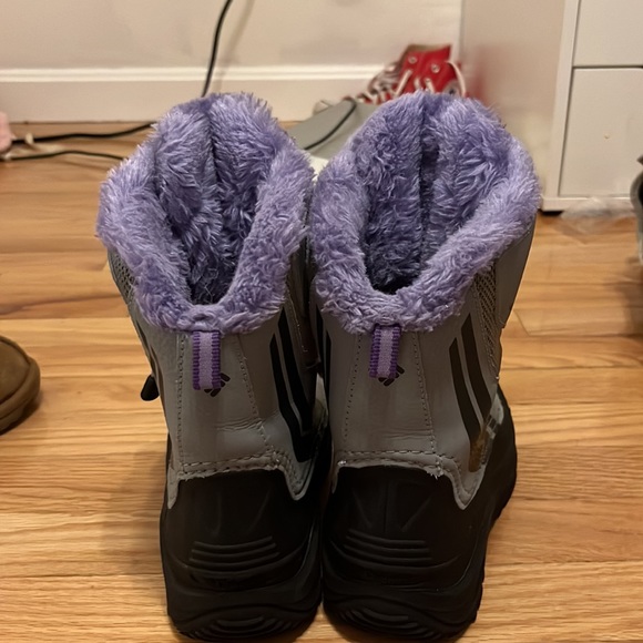 Columbia winter/boots - Picture 3 of 4